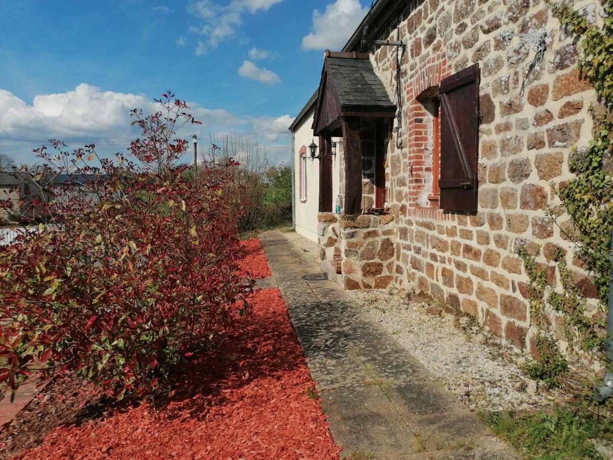 Le Petit Verger, 1 Impasse De La Fenouillere 61330 Céaucé Eksteriør bilde